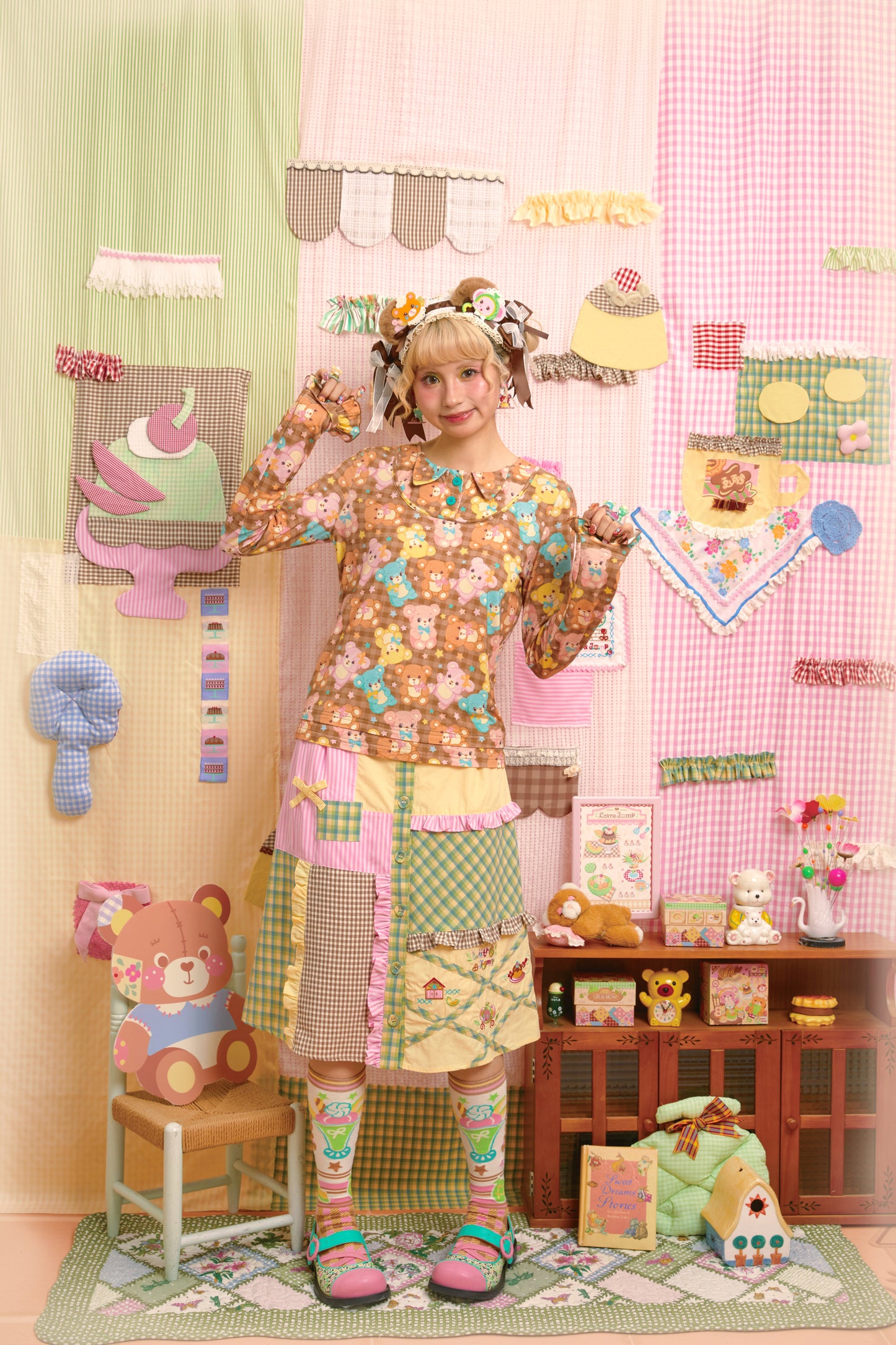 Bear print faux two-piece design, versatile long-sleeved elastic base layer