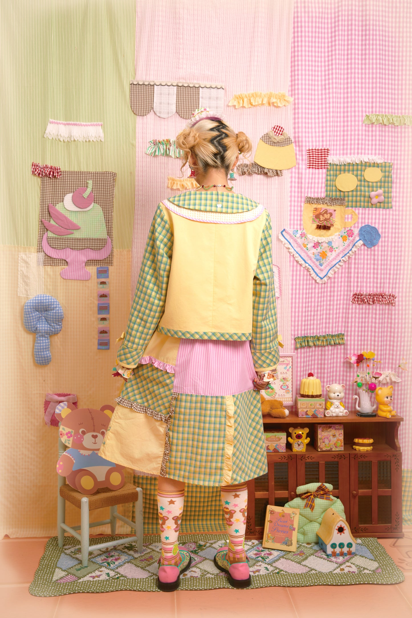 Original patchwork plaid embroidered melon-colored jacket & patchwork skirt set