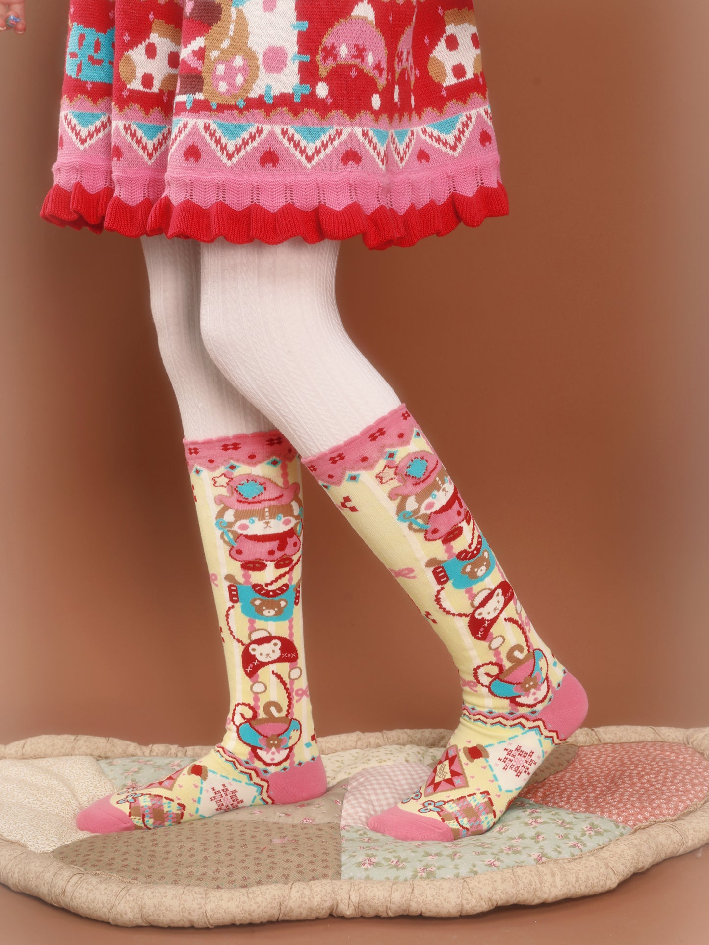 Original yellow striped rabbit lace knee-high socks/long socks (versatile design)