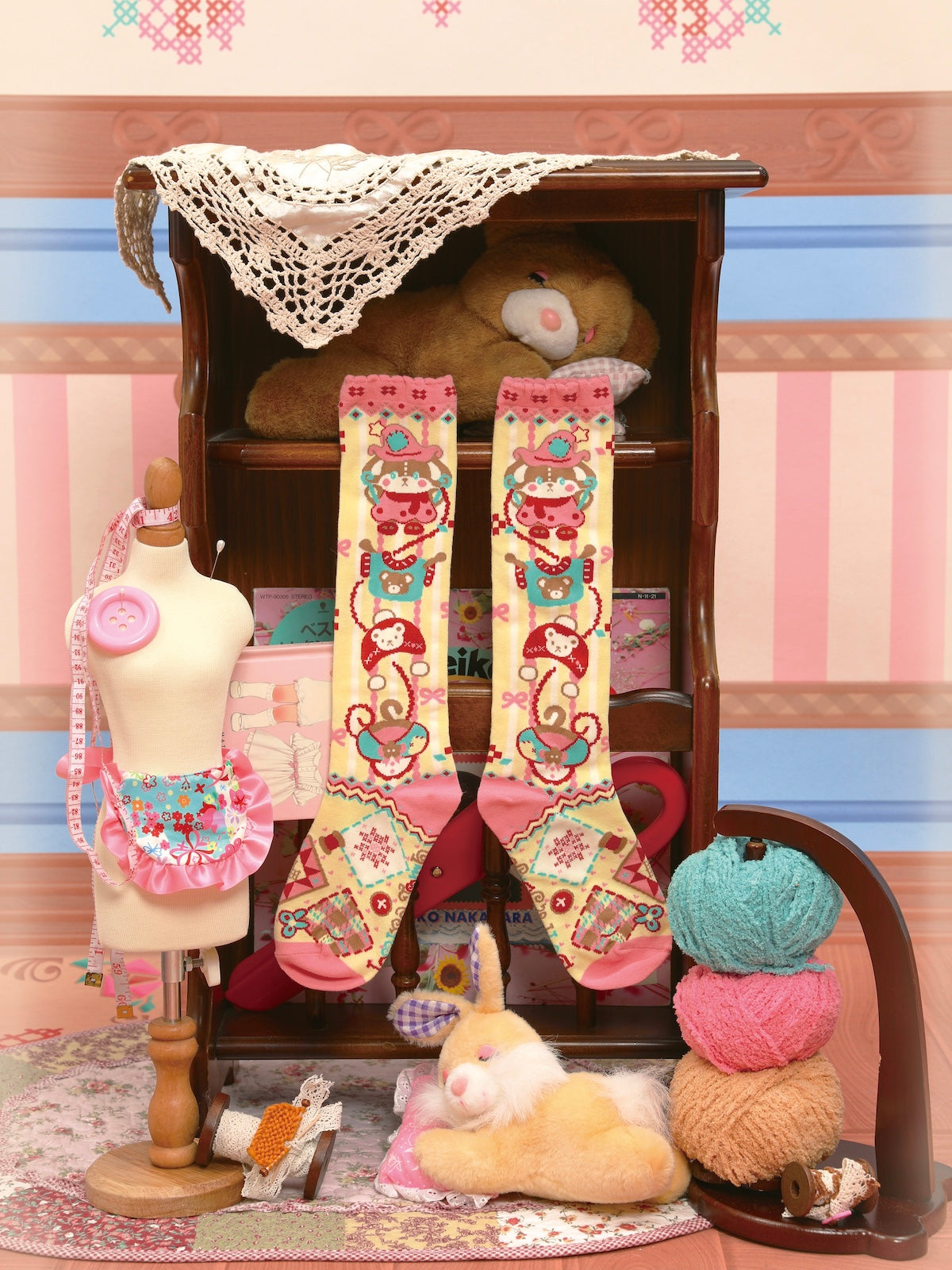 Original yellow striped rabbit lace knee-high socks/long socks (versatile design)